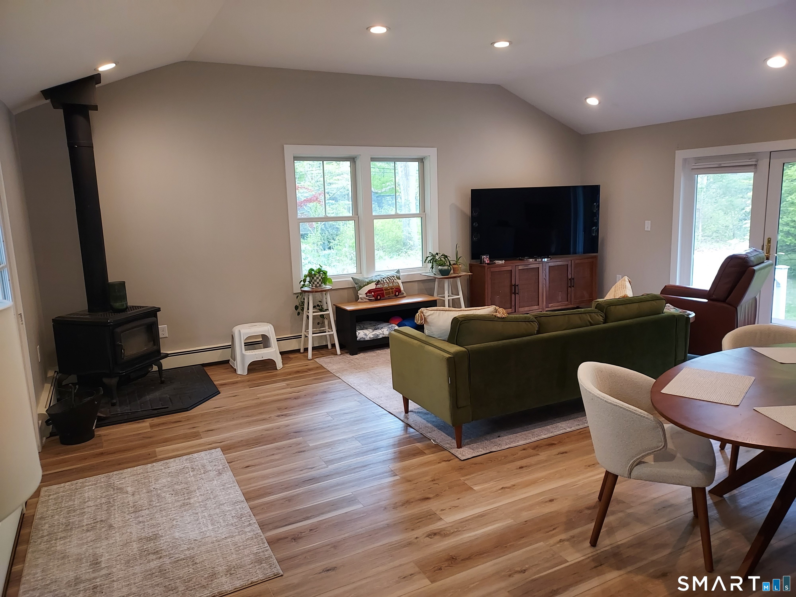 47 Ferry Road Lyme, CT 06371 - Photo 11 of 34