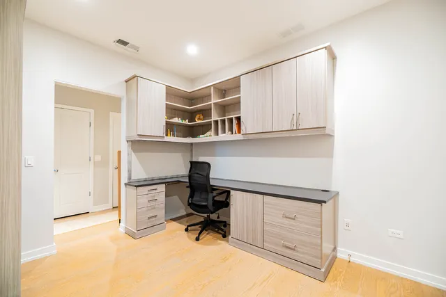 $3,495 | 150 West Superior Street, Unit 503, Chicago, IL 60654