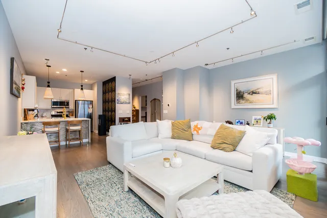 $3,495 | 150 West Superior Street, Unit 503, Chicago, IL 60654