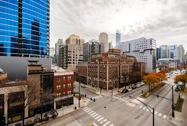 $3,495 | 150 West Superior Street, Unit 503, Chicago, IL 60654