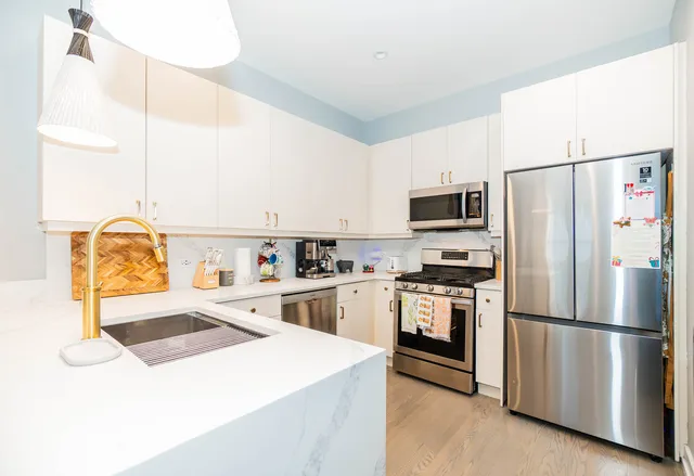 $3,495 | 150 West Superior Street, Unit 503, Chicago, IL 60654