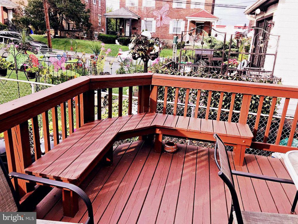 633 Baily Road Lansdowne, PA 19050 - Photo 17 of 23 Large deck