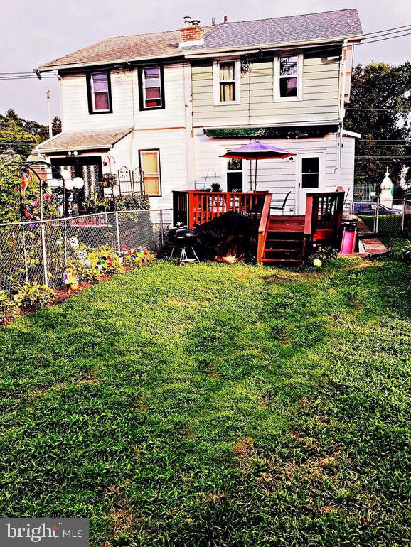 633 Baily Road Lansdowne, PA 19050 - Photo 19 of 23 Backyard...Great entertaining/play area