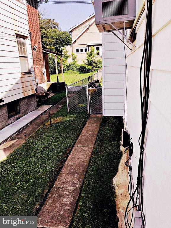 633 Baily Road Lansdowne, PA 19050 - Photo 22 of 23 Side entrance to backyard