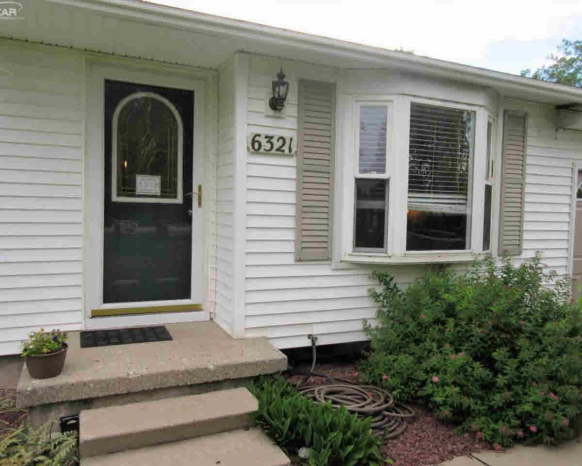 6321 North Webster Road Mount Morris, MI 48458 - Photo 2 of 26 21311165-1.JPG