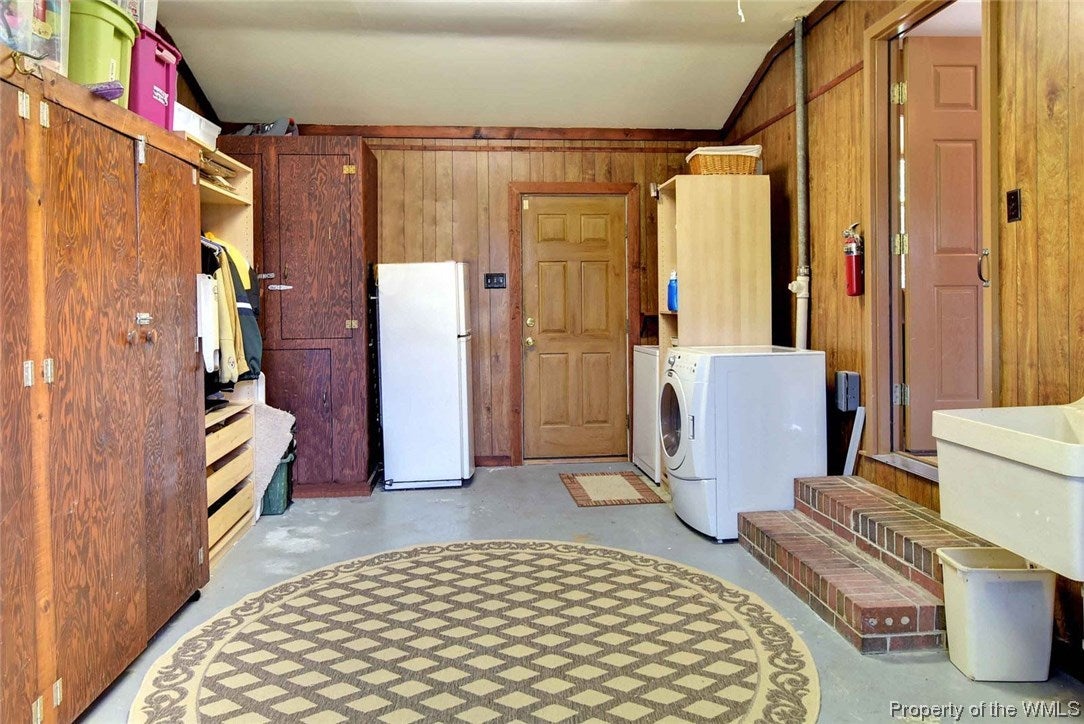 106 Oak Road Williamsburg, VA 23185 - Photo 19 of 39 Gallery Image 19