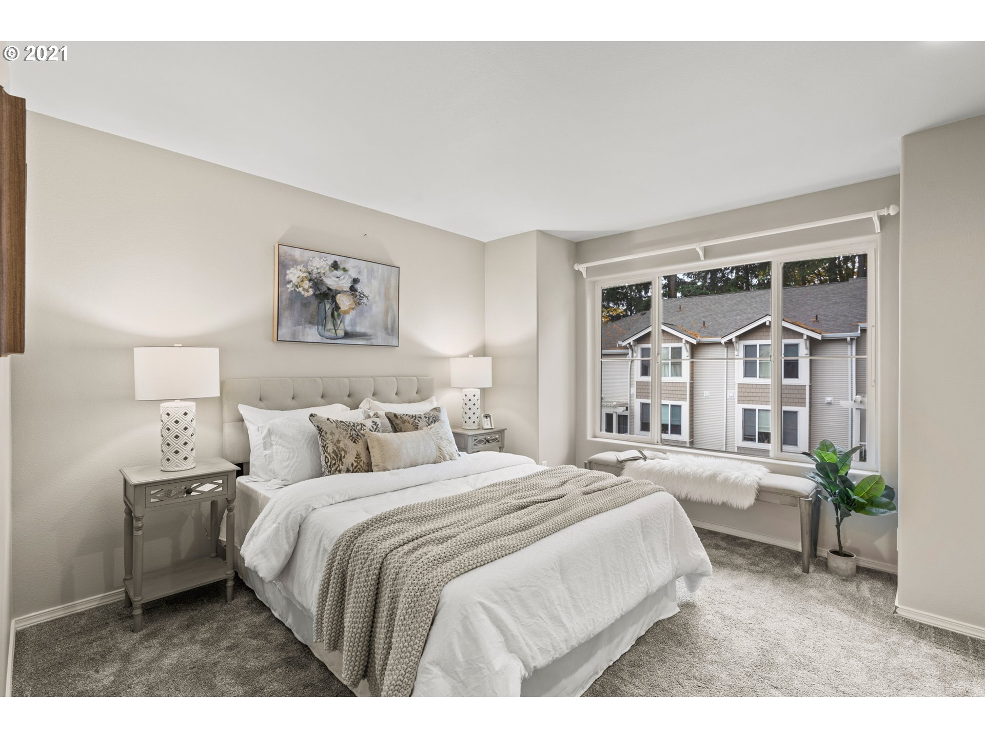 14190 Southwest Barrows Road, Unit 2 Tigard, OR 97223 - Photo 21 of 32 Gallery Image 21