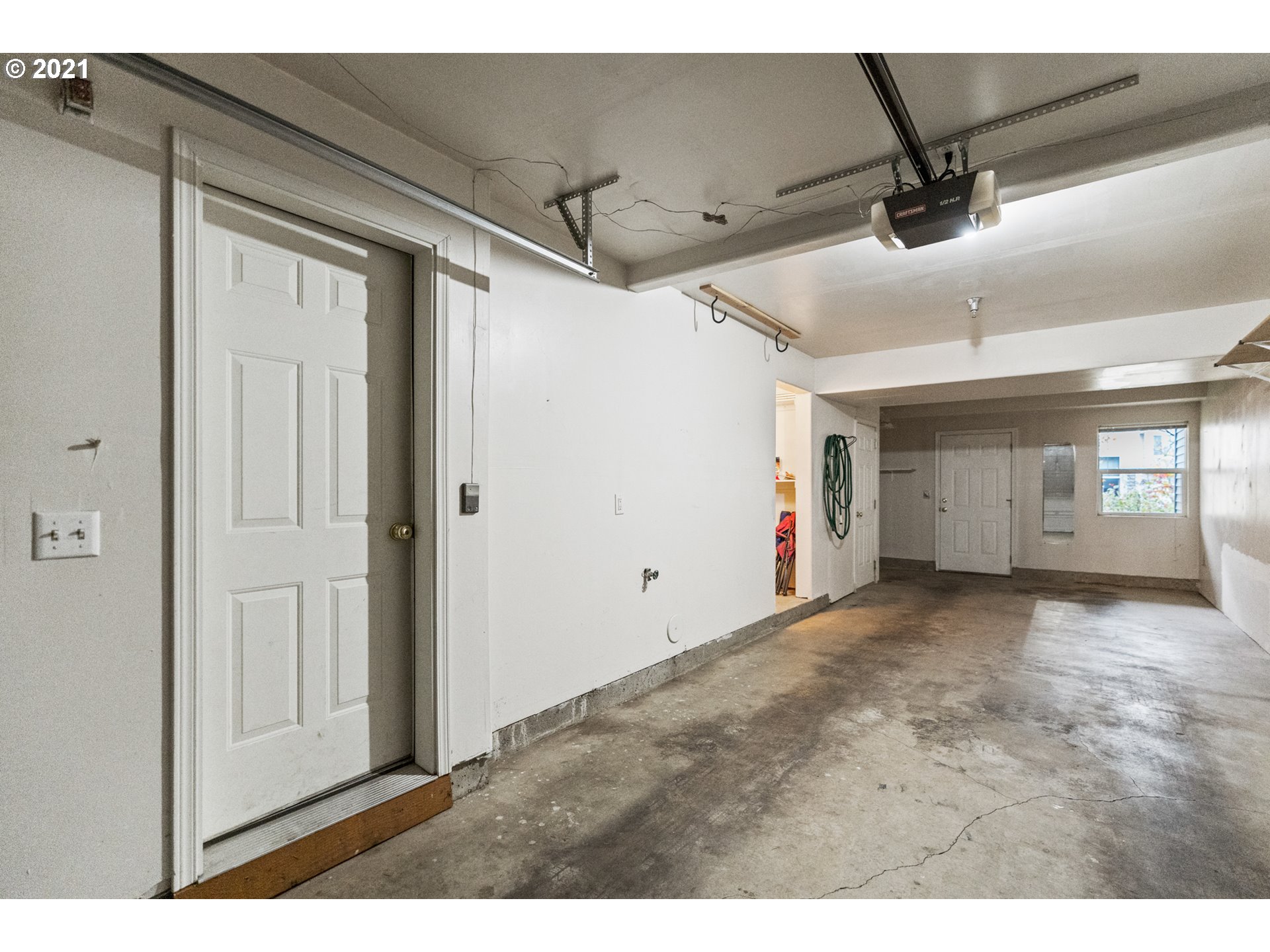 14190 Southwest Barrows Road, Unit 2 Tigard, OR 97223 - Photo 28 of 32 Gallery Image 28
