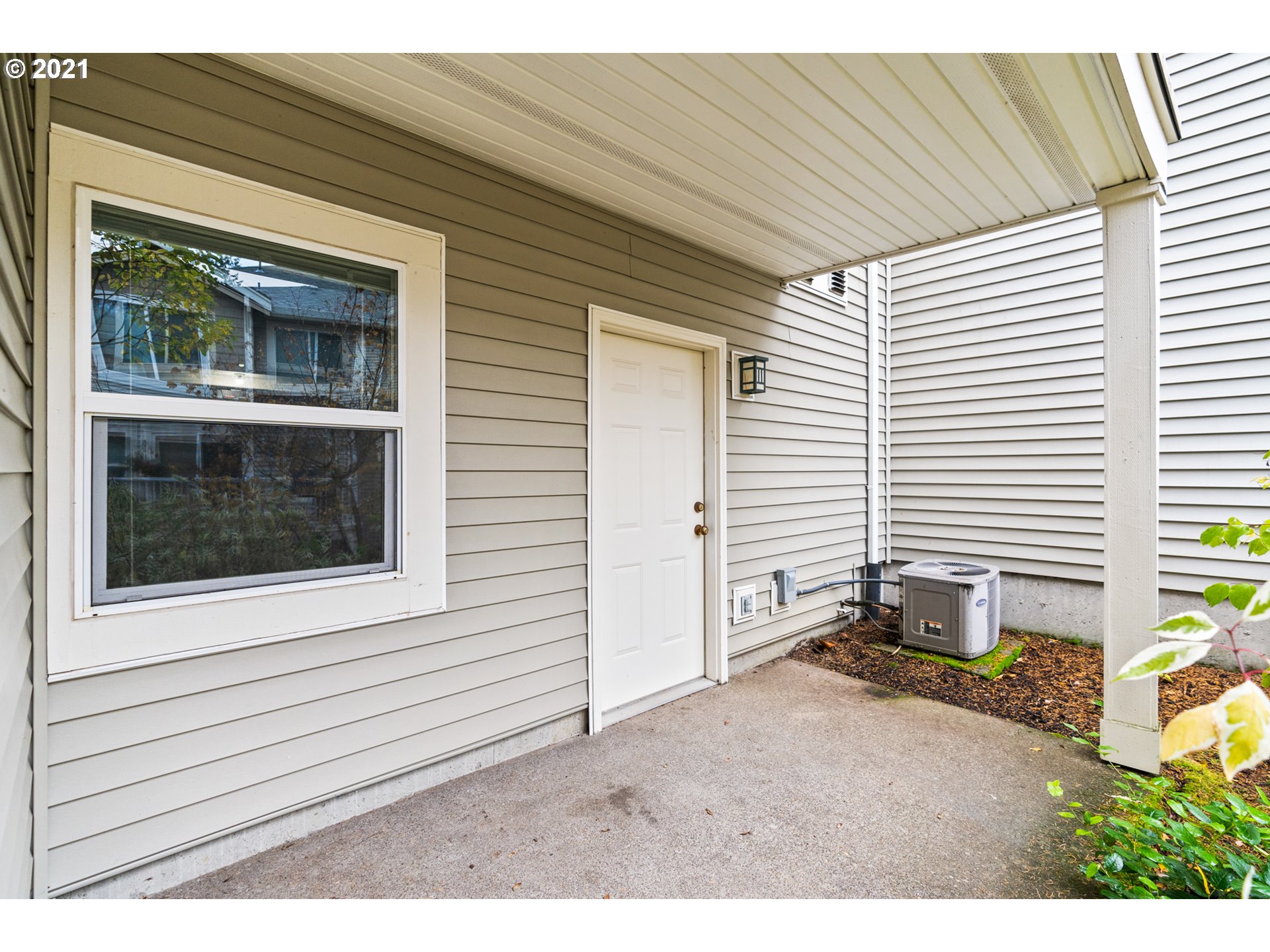 14190 Southwest Barrows Road, Unit 2 Tigard, OR 97223 - Photo 30 of 32 Covered Patio
