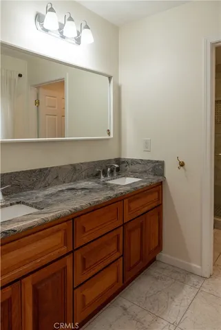 $1,700,000 | 1137 North Banning Boulevard, Wilmington, CA 90744