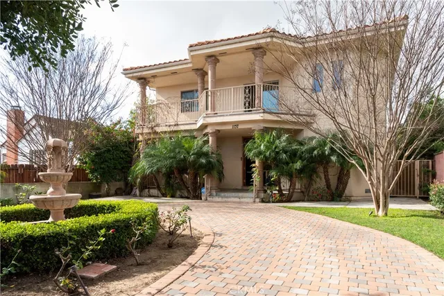 $1,700,000 | 1137 North Banning Boulevard, Wilmington, CA 90744