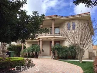 $1,700,000 | 1137 North Banning Boulevard, Wilmington, CA 90744