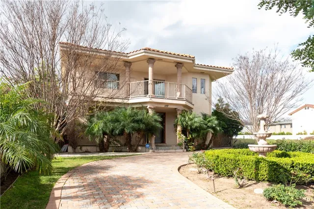 $1,700,000 | 1137 North Banning Boulevard, Wilmington, CA 90744