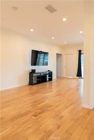 $1,700,000 | 1137 North Banning Boulevard, Wilmington, CA 90744