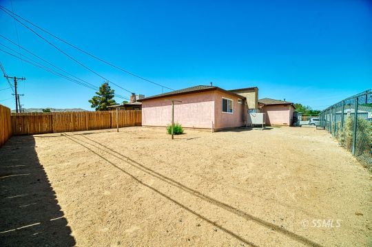 1336 Mayo Street Ridgecrest, CA 93555 - Photo 29 of 32