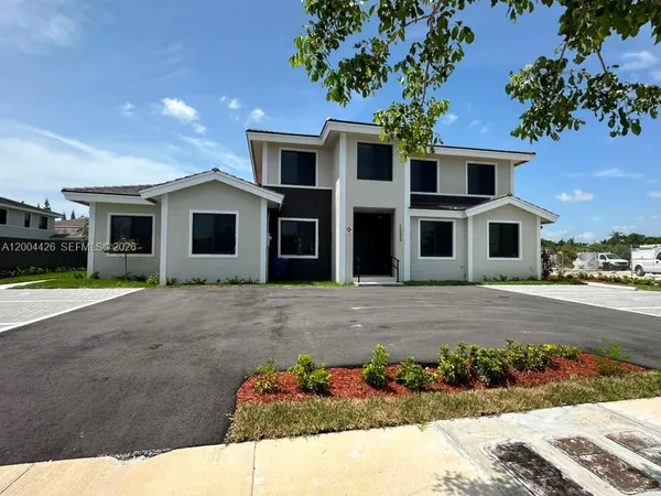 $3,850 | 12556 Southwest 194th Street, Miami, FL 33177