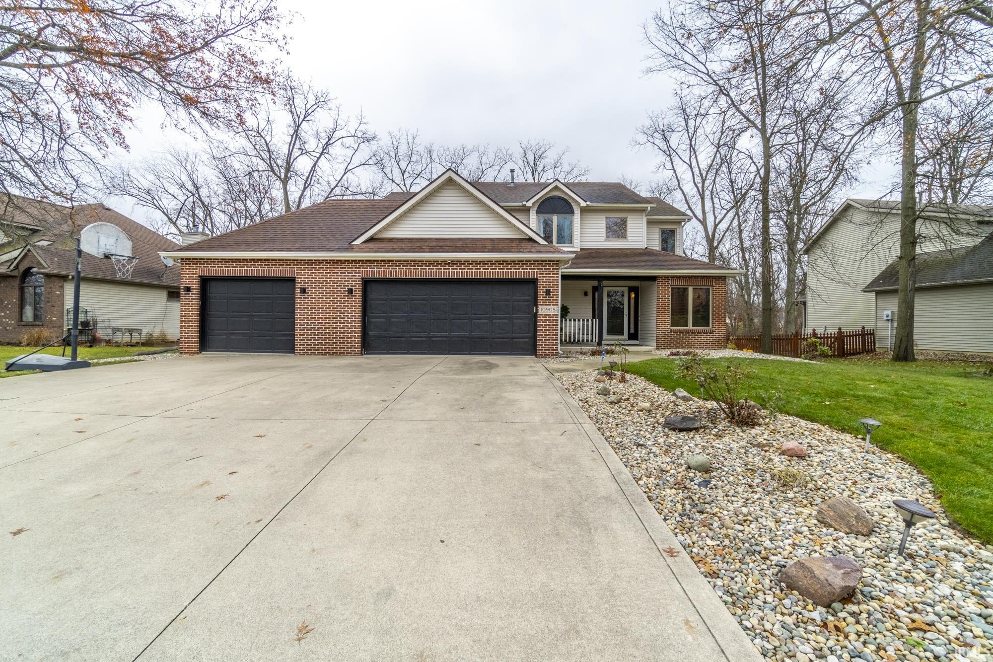 10908 Smokey Ridge Place Fort Wayne, IN 46818 - Photo 1 of 36