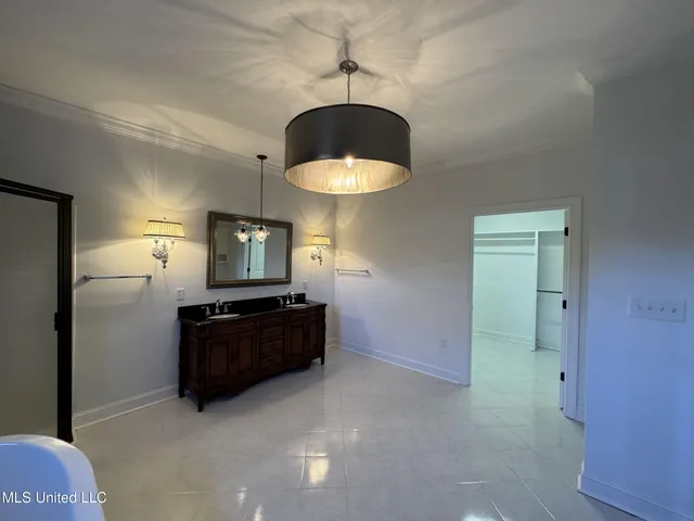 $435,000 | 114 Sherwood Cove, Batesville, MS 38606