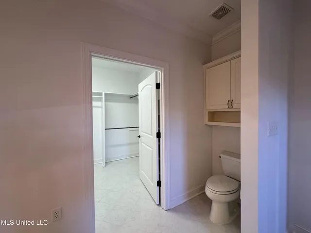 $435,000 | 114 Sherwood Cove, Batesville, MS 38606