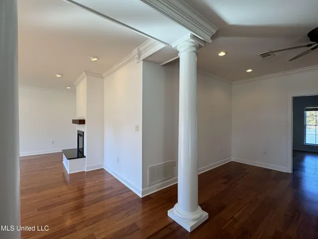 $435,000 | 114 Sherwood Cove, Batesville, MS 38606