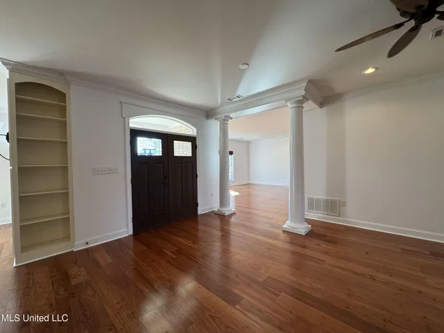 $435,000 | 114 Sherwood Cove, Batesville, MS 38606