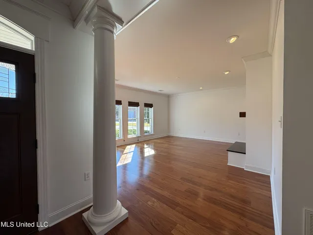 $435,000 | 114 Sherwood Cove, Batesville, MS 38606