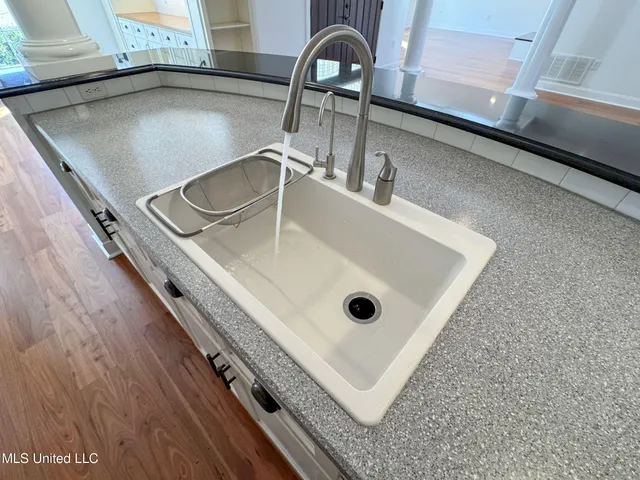 $435,000 | 114 Sherwood Cove, Batesville, MS 38606