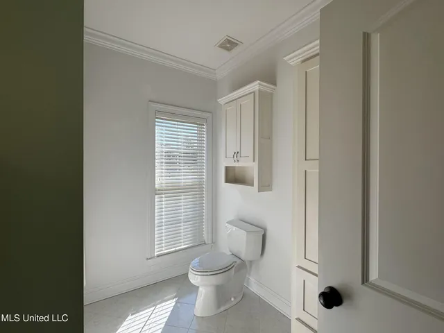 $435,000 | 114 Sherwood Cove, Batesville, MS 38606