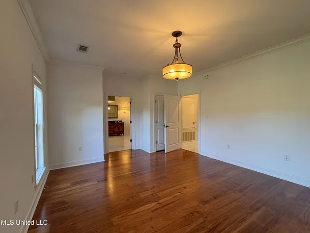 $435,000 | 114 Sherwood Cove, Batesville, MS 38606