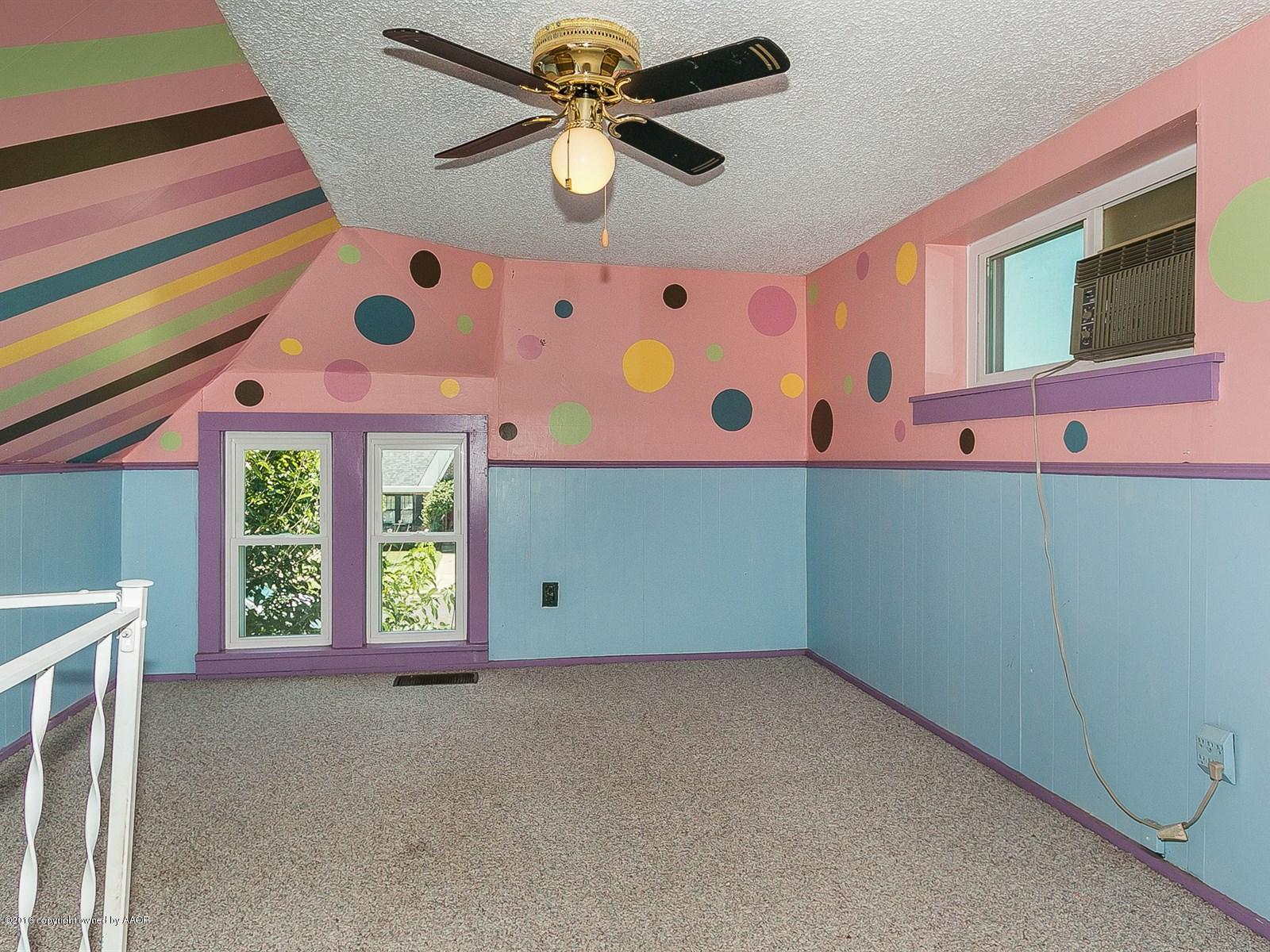 1227 South Bonham Street Amarillo, TX 79102 - Photo 19 of 25 a view of an entryway with a fan