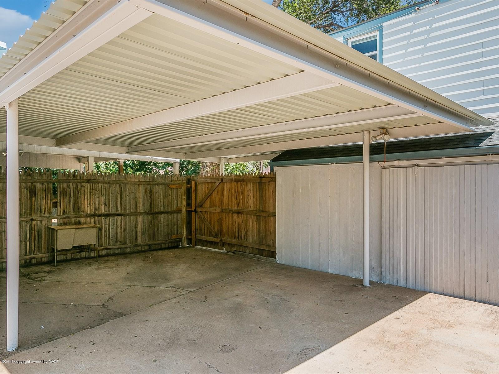 1227 South Bonham Street Amarillo, TX 79102 - Photo 25 of 25 a view of a backyard