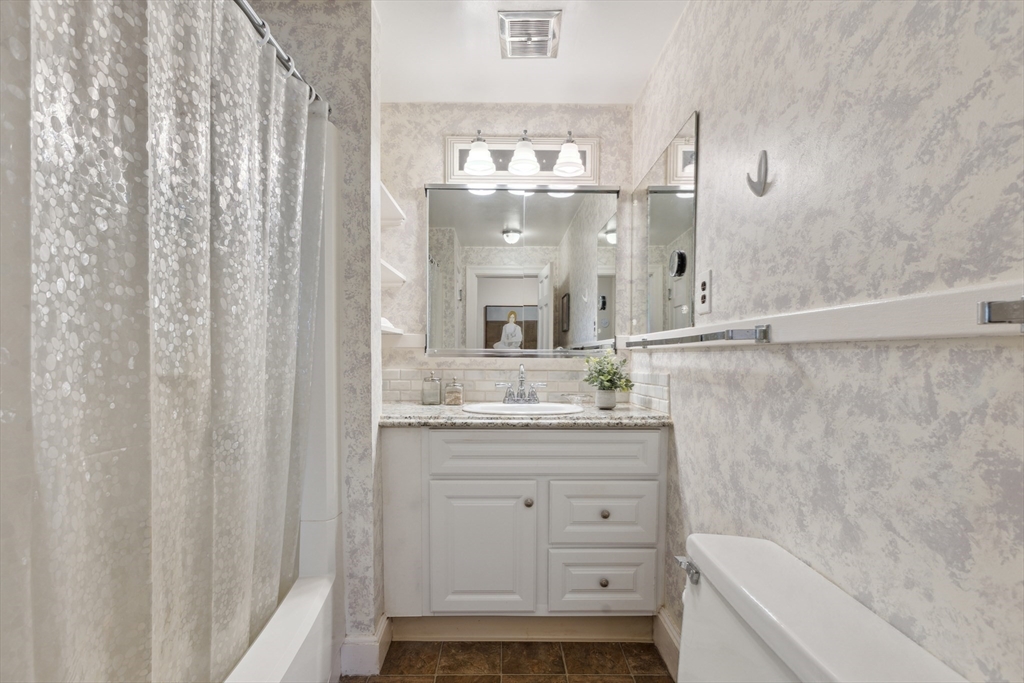 25 Piety Corner Road Waltham, MA 02451 - Photo 14 of 31 Gallery Image 14