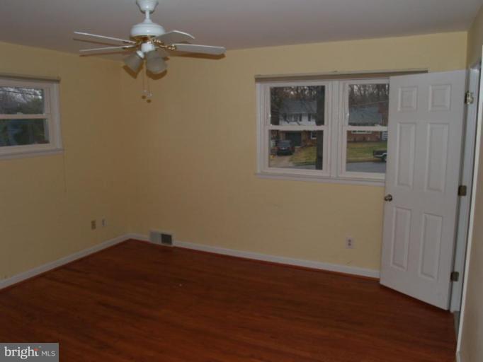 5955 Joffa Place Springfield, VA 22150 - Photo 7 of 11 Bedroom #1