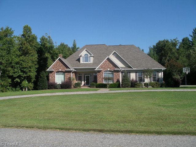 240 Jenwill Drive Purlear, NC 28665 - Photo 1 of 1 Main View