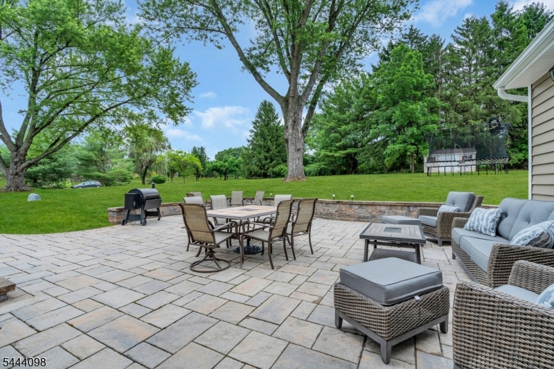 52 Lazy Brook Road Flemington, NJ 08822 - Photo 4 of 45