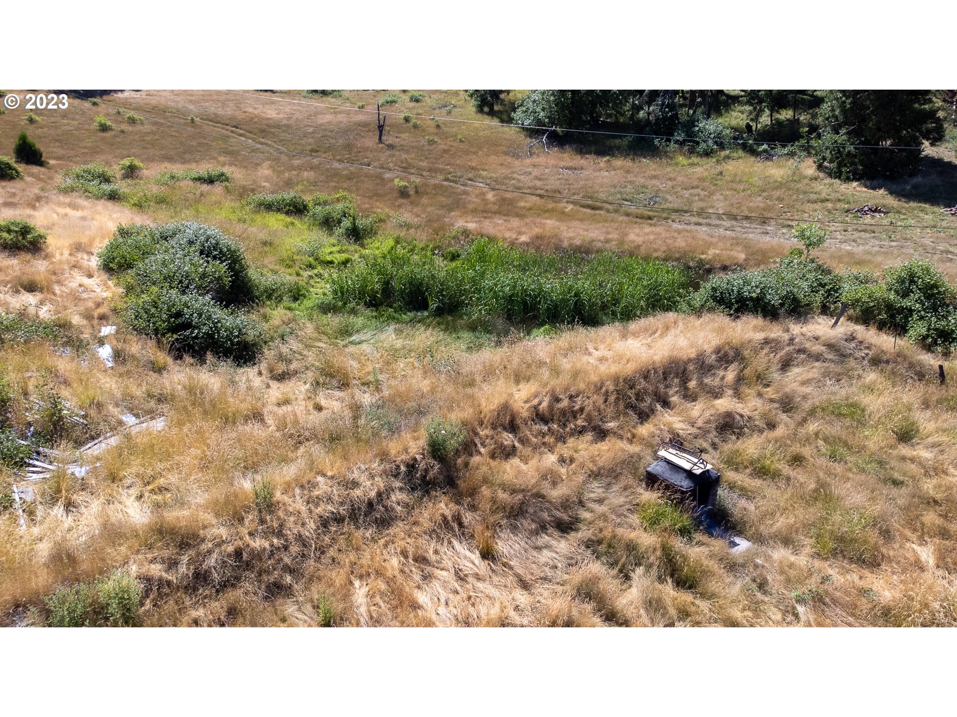 1805 Shoestring Road Riddle, OR 97469 - Photo 10 of 30