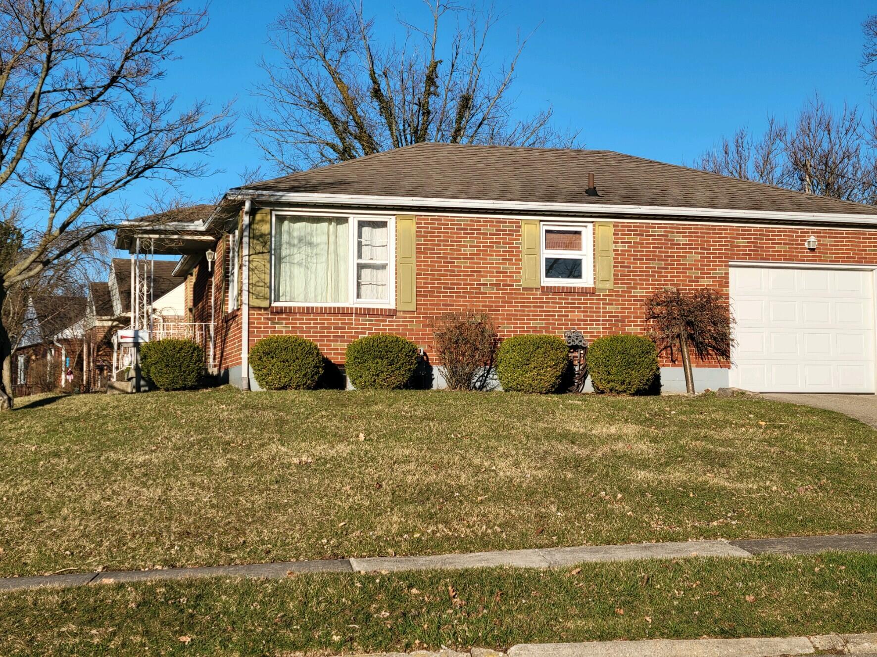 1544 Northgate Road Springfield, OH 45504 - Photo 4 of 22 Gallery Image 4