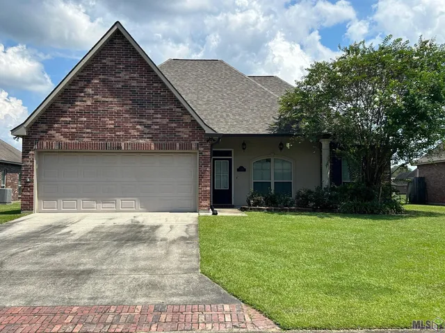 $335,000 | 13338 Rue Maison Boulevard, Gonzales, LA 70737