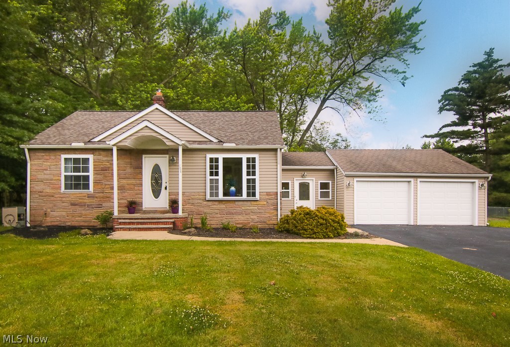 768 Lander Road Cleveland, OH 44143 - Photo 1 of 14 Gallery Image 1