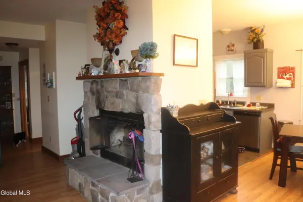 $850,000 | 484 South Johnsburg Road, Warrensburg, NY 12885