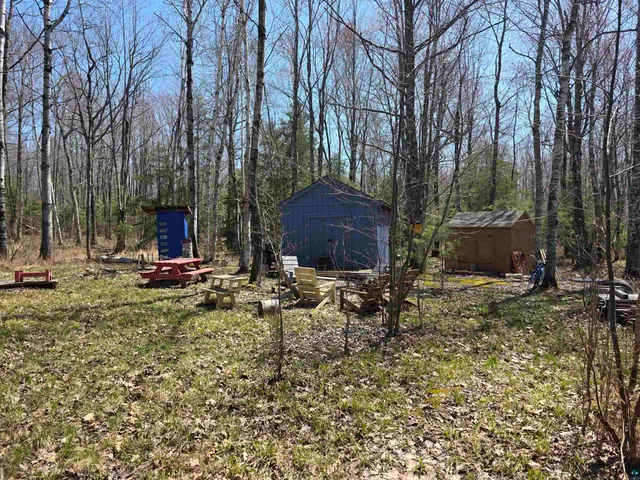 $114,900 | 1567 North Shore Road, La Pointe, WI 54850