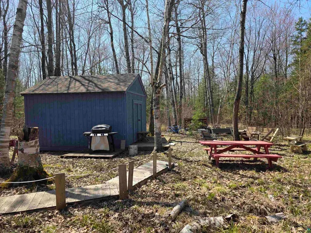 $114,900 | 1567 North Shore Road, La Pointe, WI 54850