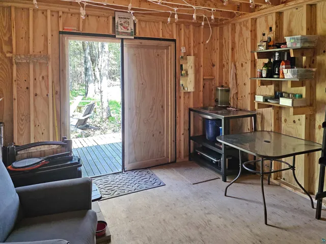 $114,900 | 1567 North Shore Road, La Pointe, WI 54850