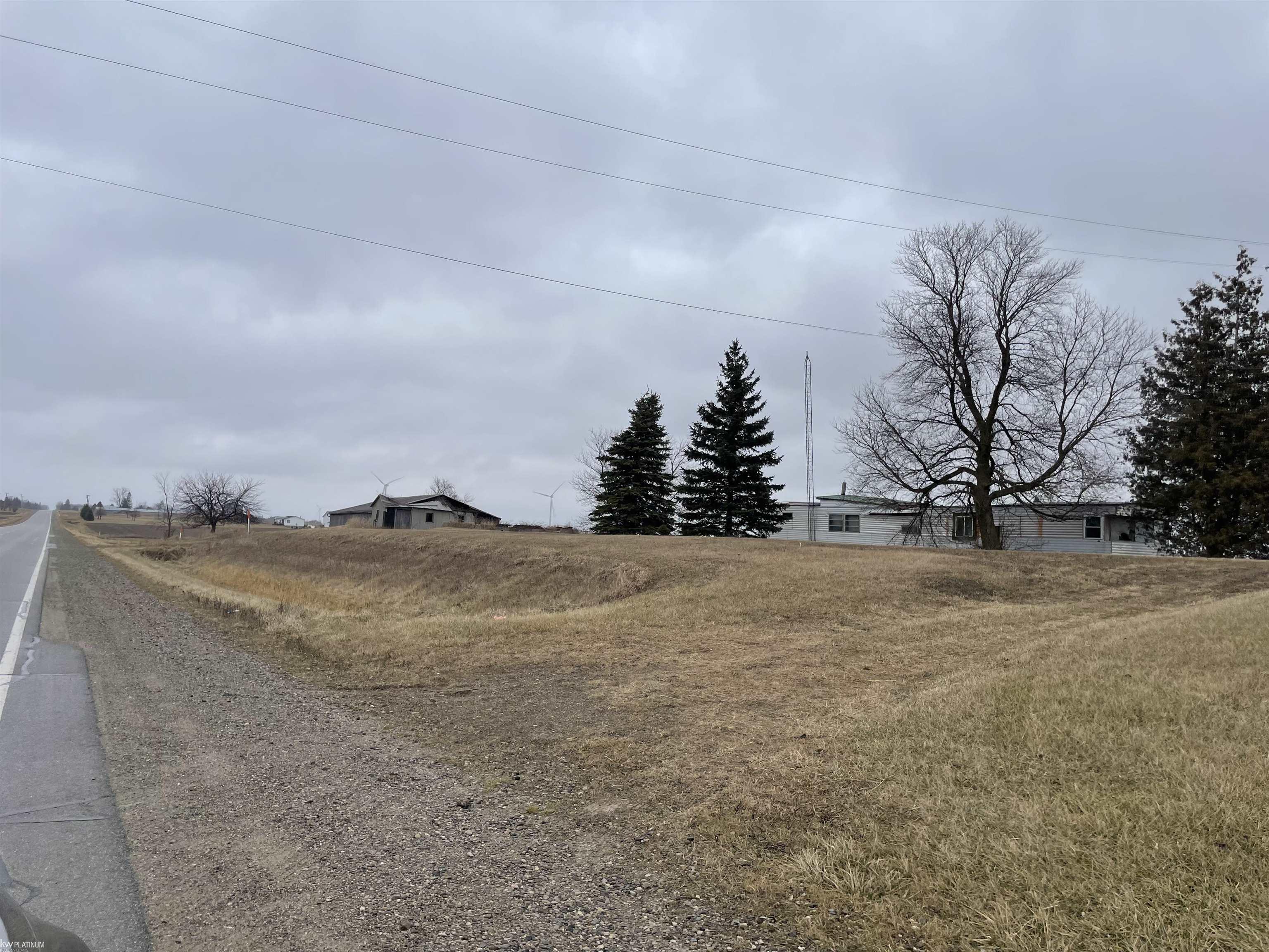 4652 North Ruth Road Deckerville, MI 48427 - Photo 5 of 9 50100505-4.JPG