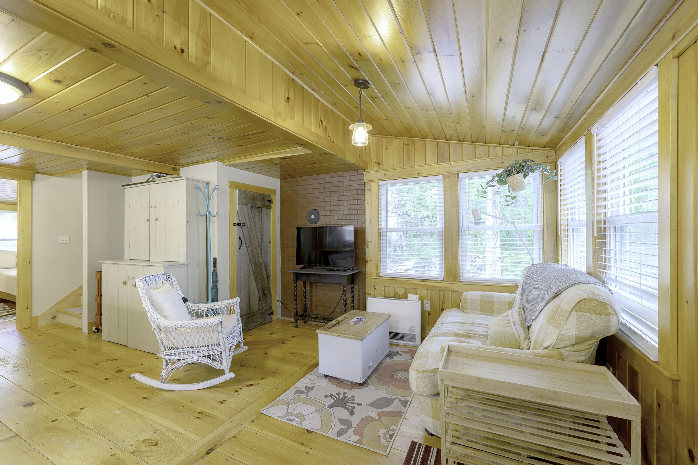 107 Meadow Road Raymond, ME 04071 - Photo 24 of 42 107 Meadow rd-54
