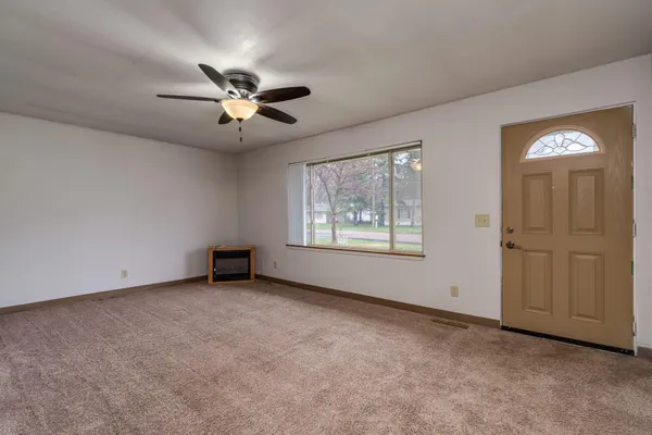 $125,000 | 117 Jay Street, Le Sueur, MN 56058