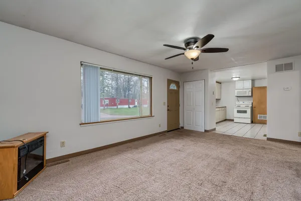 $125,000 | 117 Jay Street, Le Sueur, MN 56058