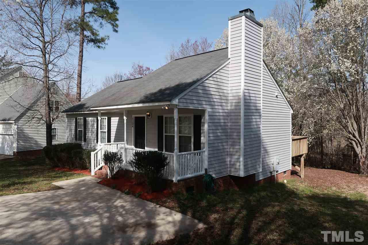 1124 Delham Road Knightdale, NC 27545 - Photo 3 of 27 Gallery Image 3