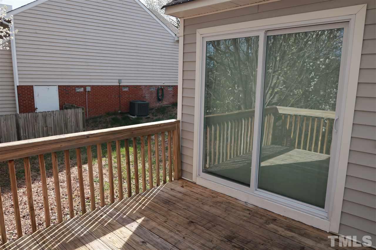 1124 Delham Road Knightdale, NC 27545 - Photo 7 of 27 Gallery Image 7