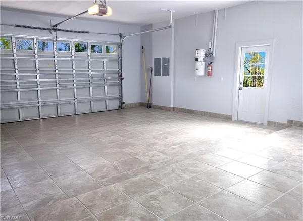 $799,000 | 4445 2nd Avenue Northeast, Naples, FL 34120